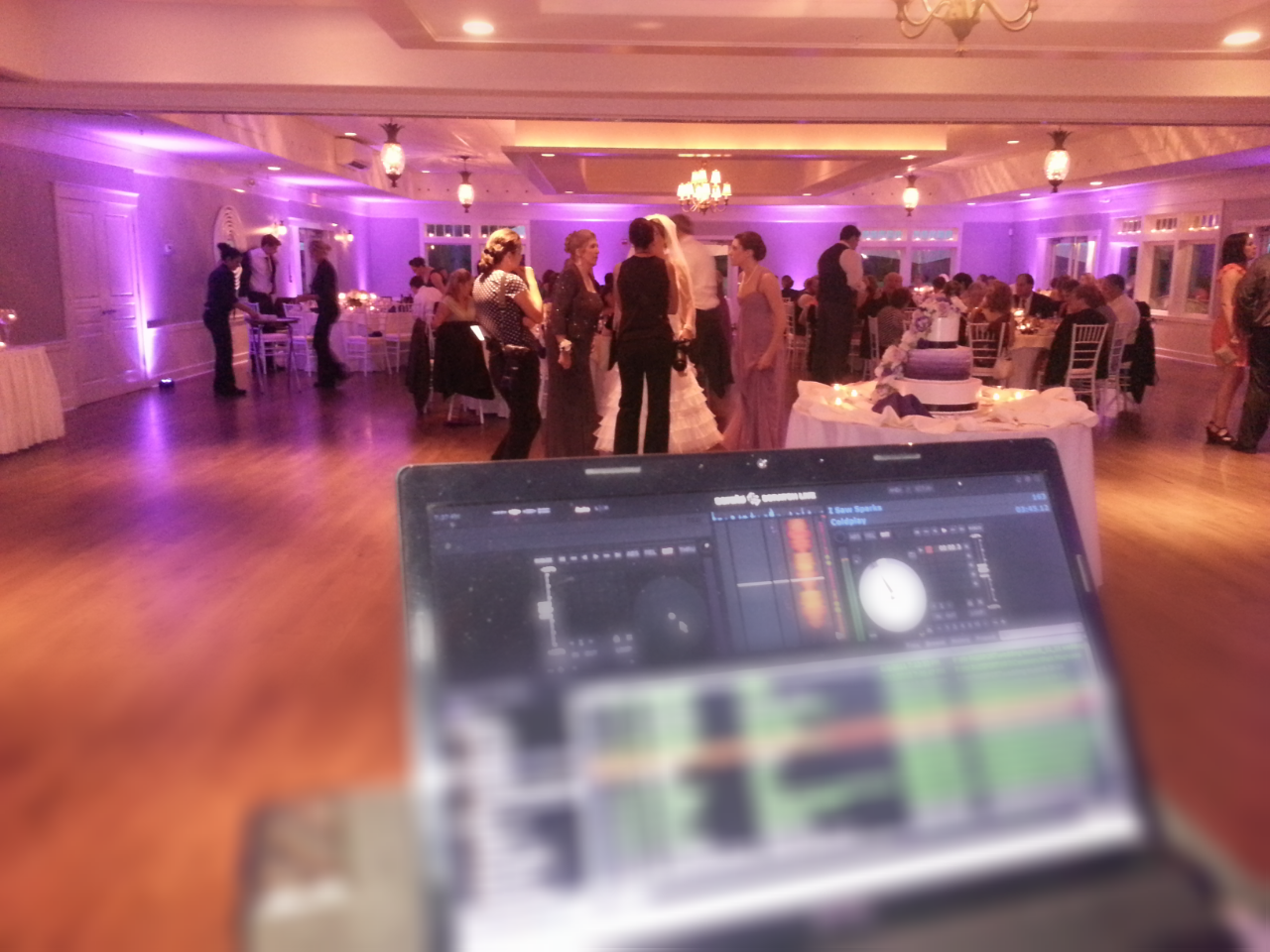 WEDDING DJ NEW HAMPSHIRE DJ CHRIS RENN